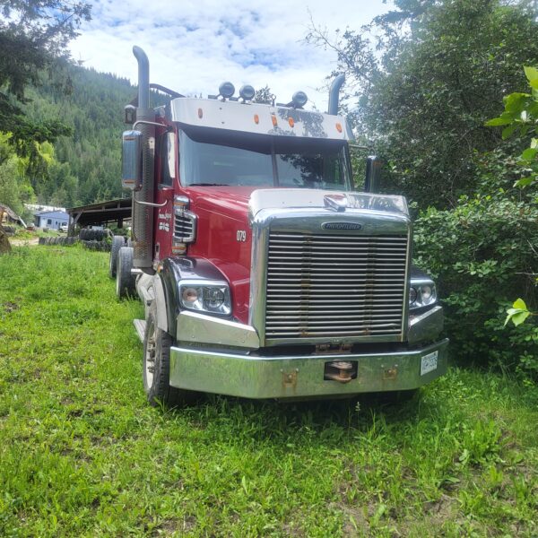 Second image of Freightliner Coronada Semi