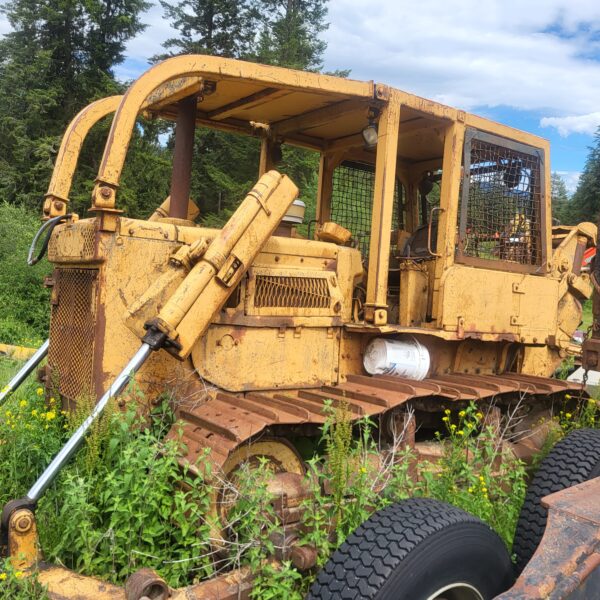 Komatsu D65 Dozer Crawler