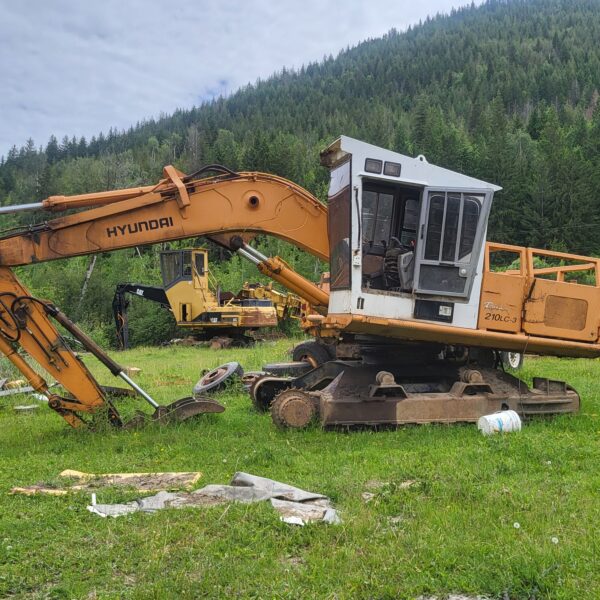 Hyundai Robex 210LC-3 Excavator
