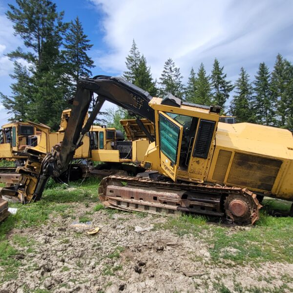 Tigercat 870 Tilter Buncher