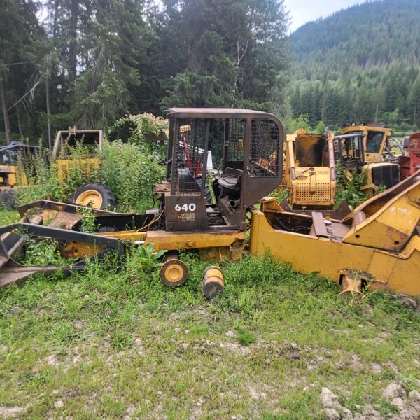 Second image of John Deere 640 Line Skidder