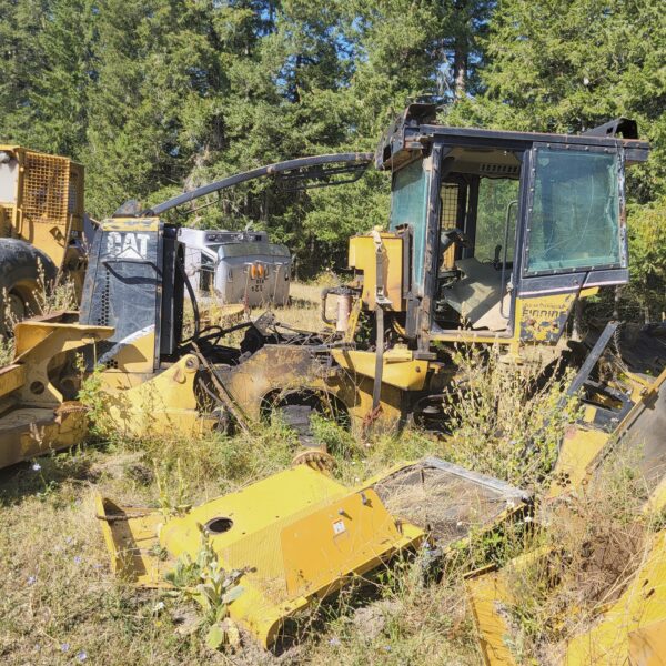Cat 545B Grapple Skidder